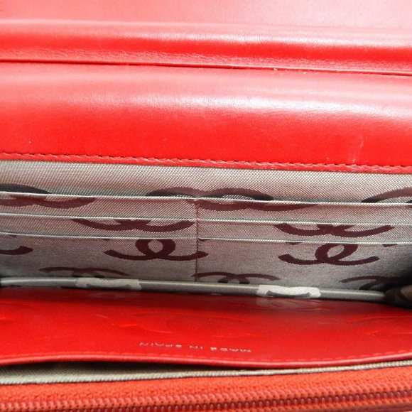 Chanel Matelasse Red Leather Chain Wallet - Picture 3 of 11